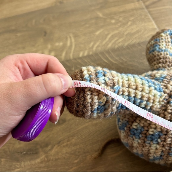 Handmade crochet cow - Picture 7 of 7